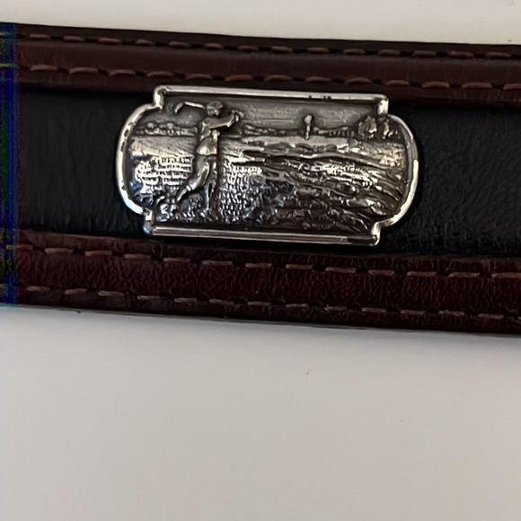 Onyx by Brighton 90’s Vintage 2-Tone Leather Golf Belt - Picture 4 of 8